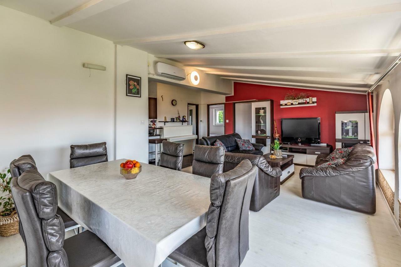 House Anka Medulin Apartment Exterior foto
